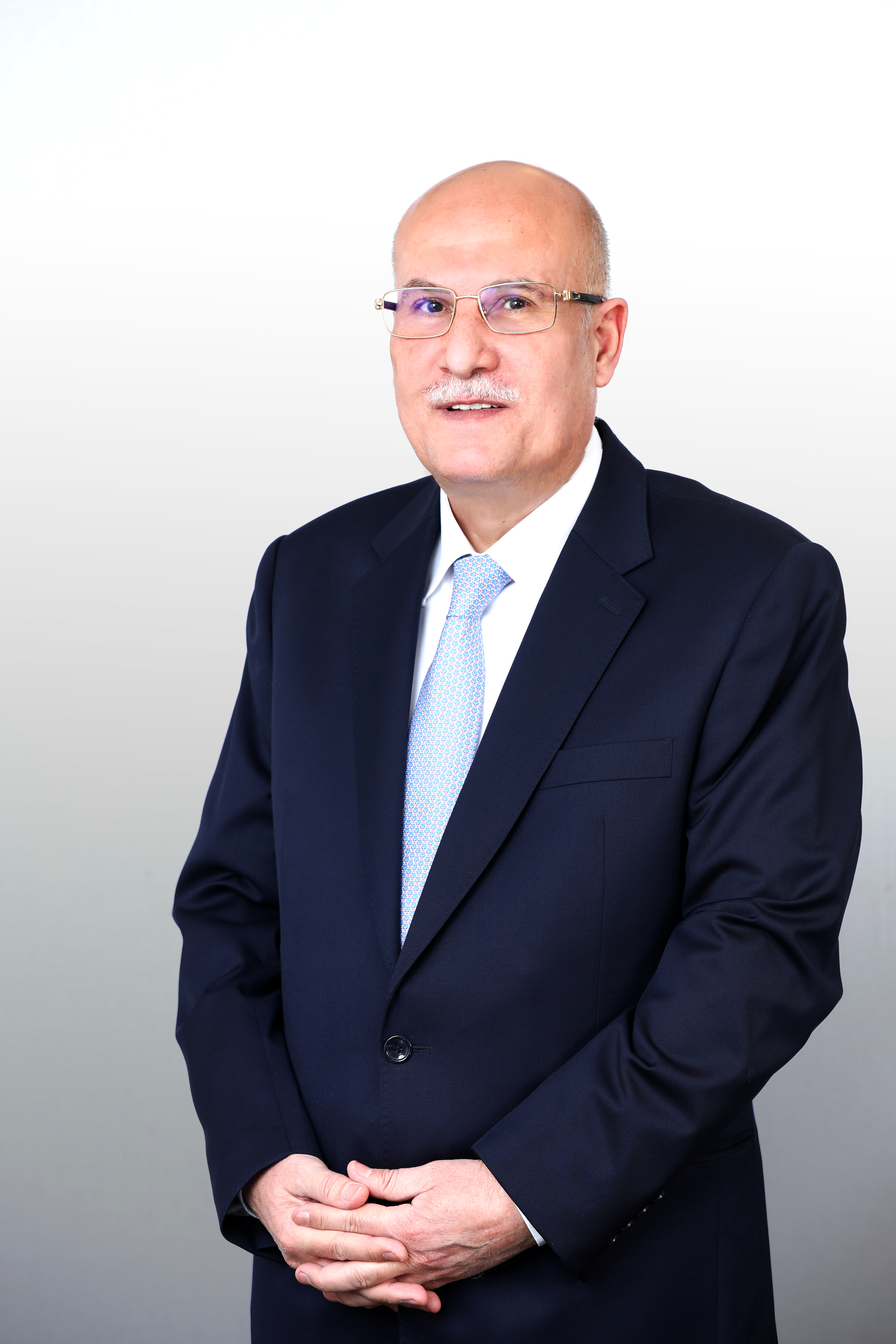 Dr. Ahmad Awad Al Hussein 